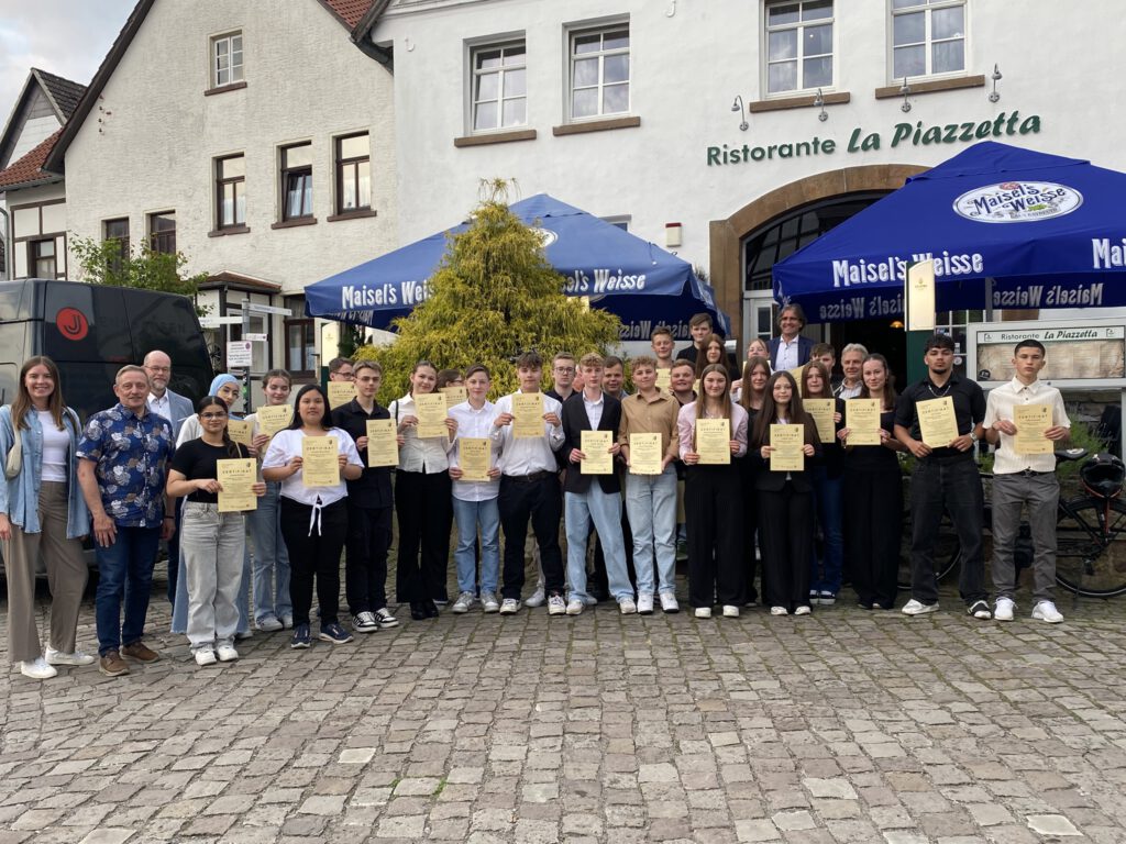 Abschlussfoto eines Seminars der Johnannes Gigas Schule in Lügde zum Thema Bewerbungen.
