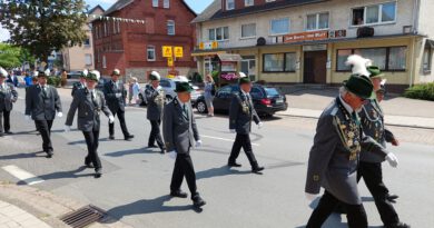 Verkehrsregelungen zum Holzhäuser Schützenfest