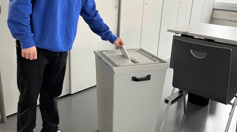 Demokratie braucht Menschen, die mitmachen – Stadt Lügde sucht Wahlhelferinnen und Wahlhelfer